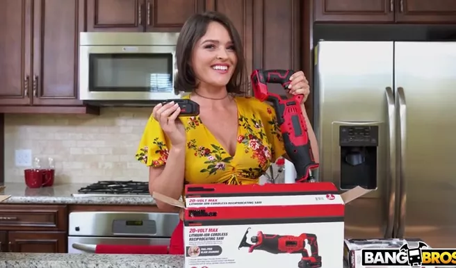 Писюкатый гузнотёр осуществил ректальную прожарку секс блогерши