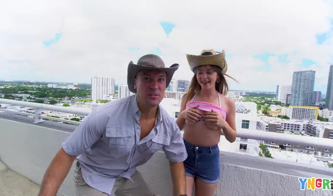 Раз справился с леопардом, то справится и с киской 18-летки из Флориды