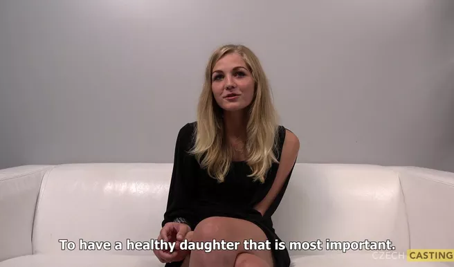 Оператор кончил за две минуты, трахая маслянистую чешку на кастинге