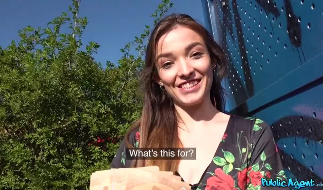 Пикапер уговорил девочку в платье на быстрый секс в заброшке