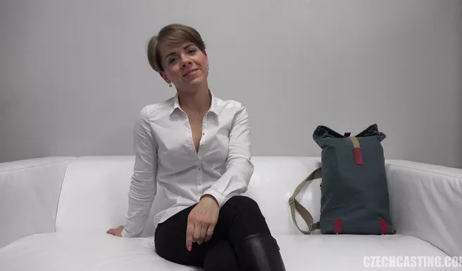 Из бухгалтерши в порно звезды - один кастинг